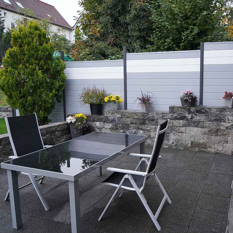 SICHTAFLEX DESIGN - schlichte Eleganz in Weiß für ein schönes Ambiente Sichtschutzzaun aus Kunststoff PVC in Weiß um Pool