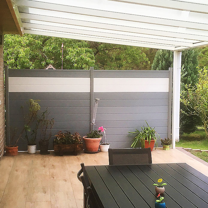BASICLINE - grauer Sichtschutz mit weißen Akzenten Sichtschutzzaun aus Kunststoff PVC in Grau im Garten